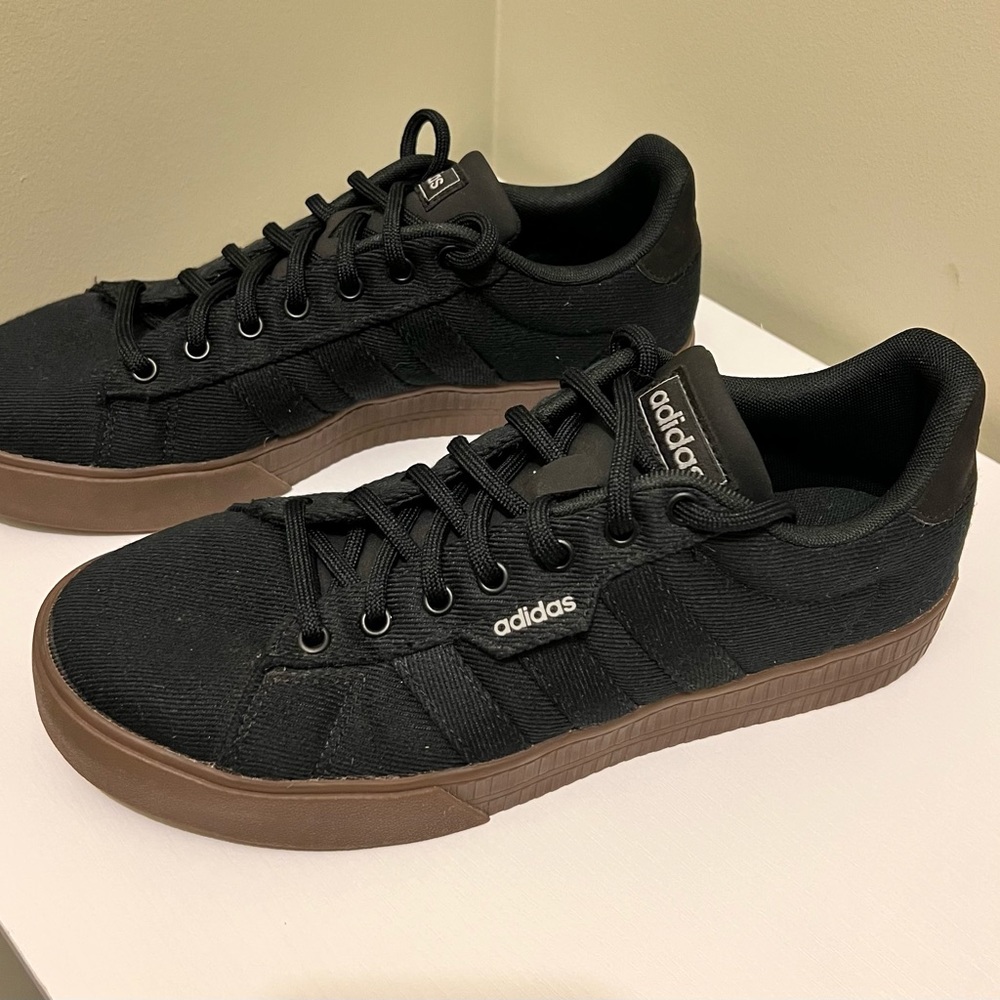 Adidas Daily 3.0 Men's Casual Black Sneaker - Picture 3 of 7